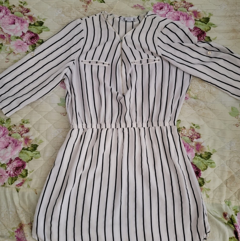 Bundle 3 Dresses - image 2